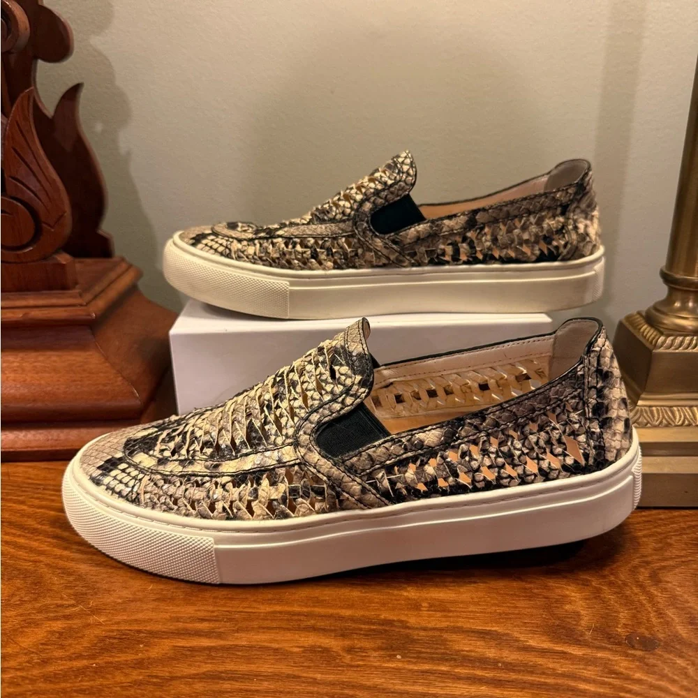 Tory Burch Huarache Woven Leather Snakeskin Slip On Sneakers Size 7 MSRP $228